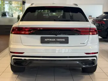 Q8 60 TFSIe S LINE NAVI K-360 B&O S-CLOSE 22ZOLL