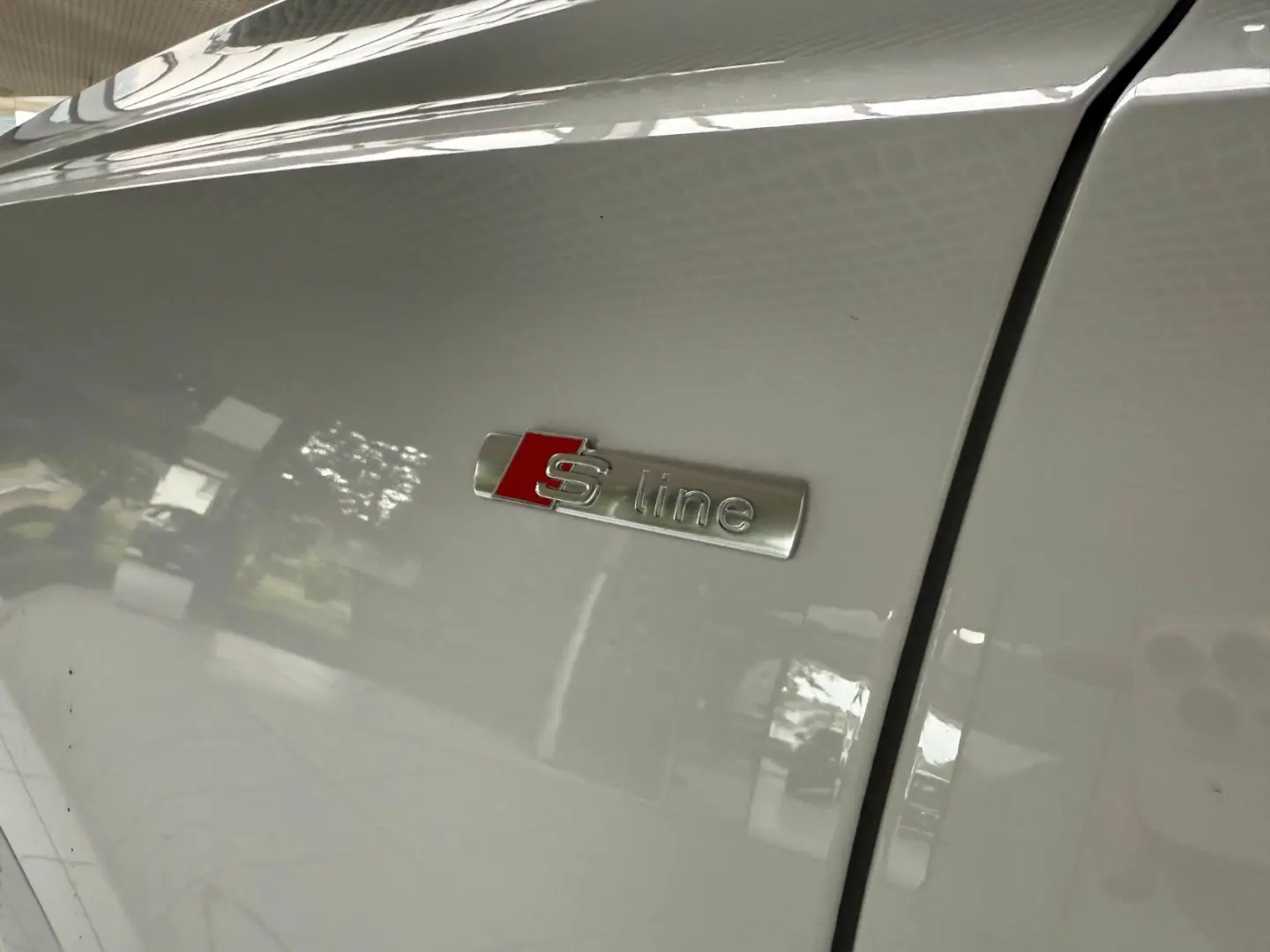 Q8 60 TFSIe S LINE NAVI K-360 B&O S-CLOSE 22ZOLL