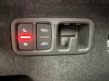 Q8 60 TFSIe S LINE NAVI K-360 B&O S-CLOSE 22ZOLL