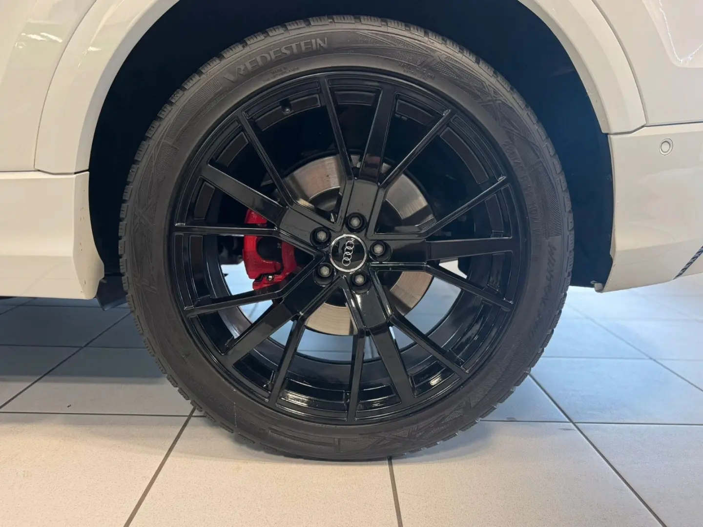 Q8 60 TFSIe S LINE NAVI K-360 B&O S-CLOSE 22ZOLL