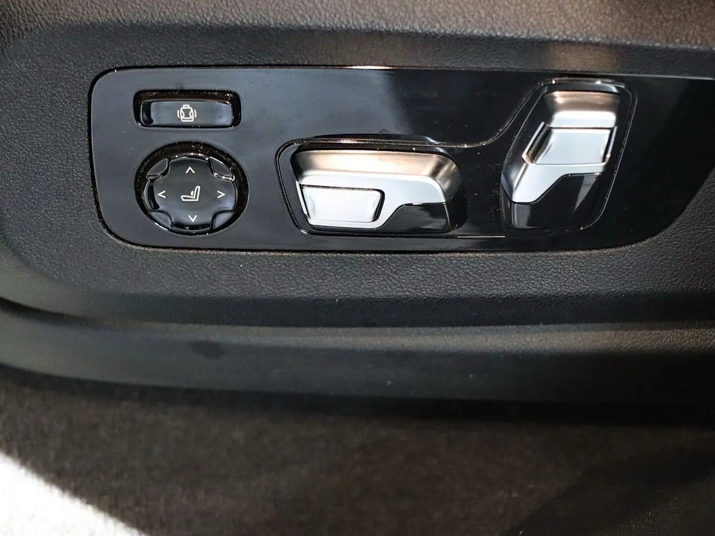 BMW X6 xDrive40d M Sport Panno Head-UP  22  LM