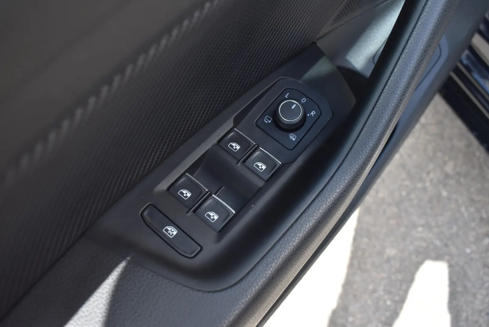 VW Arteon SB R TSI 4MOTION DSG