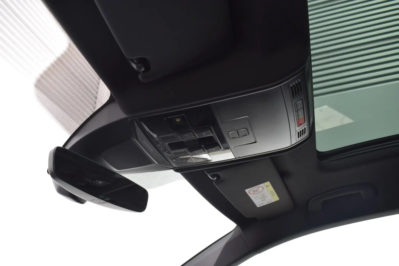 VW Arteon SB R TSI 4MOTION DSG