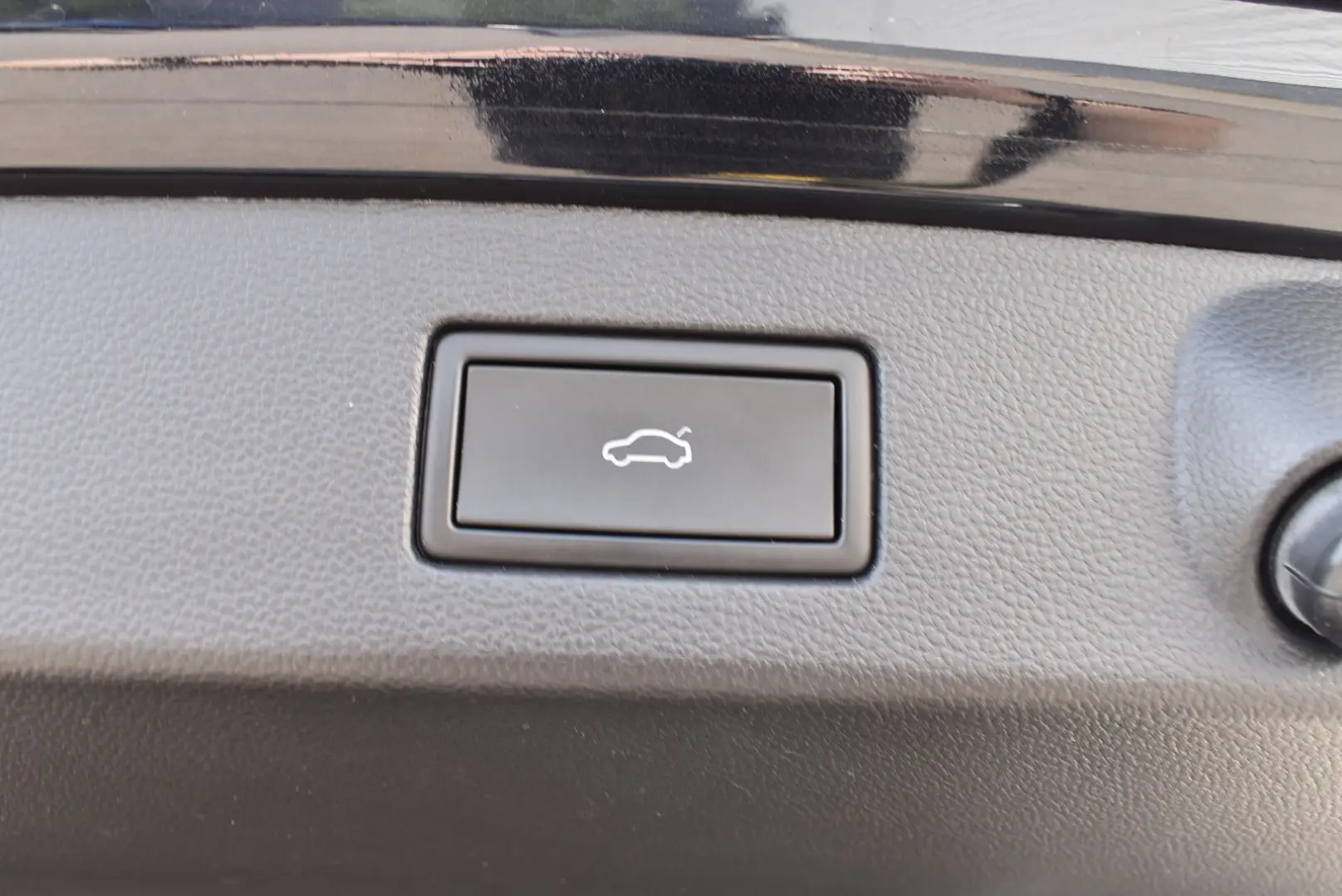 VW Arteon SB R TSI 4MOTION DSG