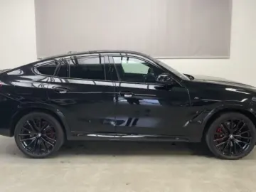 BMW X6 30d xDrive M Sport Pro M-Sitze Soft-Close Pano