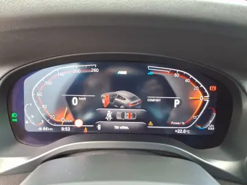 X4 xDrive20i AT M Sportpaket Klimaaut. HIFI