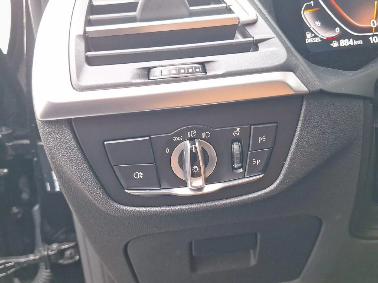 X4 xDr 20d AdLED LiCoPlus Sportsi DAB HiFi 360