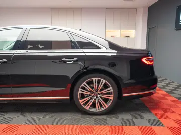 Audi A8 L