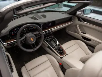 Porsche 911 Carrera Cabriolet 3.0 PDK
