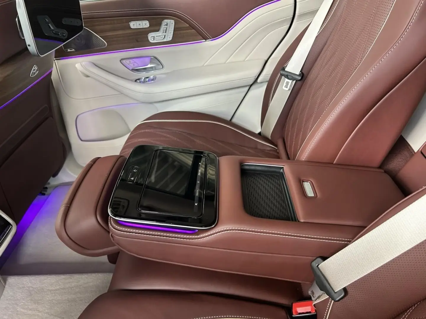 Mercedes-Maybach GLS 600 BURMESTER AIRMATIC MEMORY