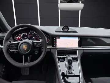 Panamera GTS Pano Carbon Sport Chrono Sport Des.