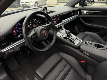 Panamera 4E-Hybrid Sport Turismo   Sport Pack