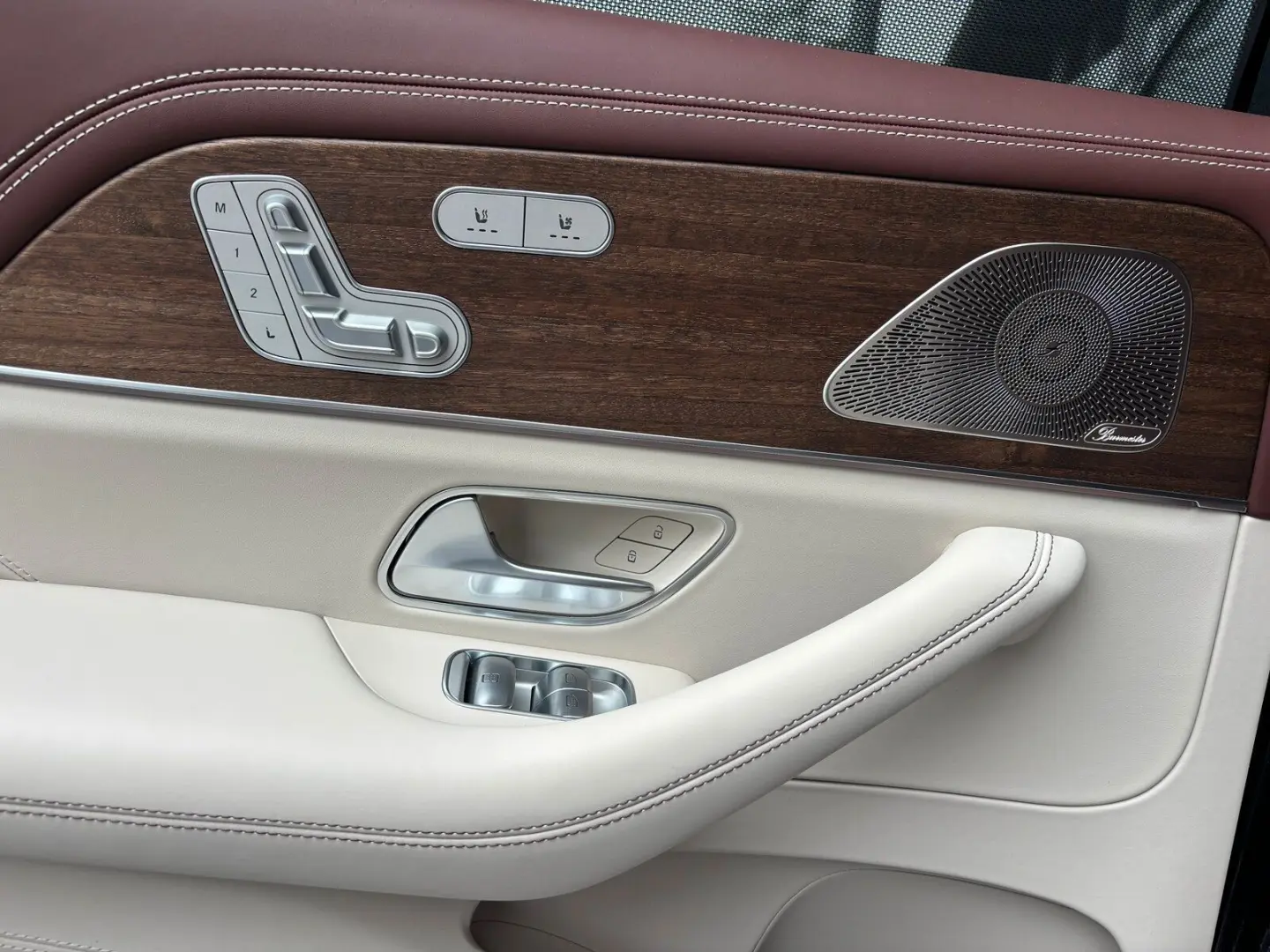 Mercedes-Maybach GLS 600 FIRST CLASS DESIGNO