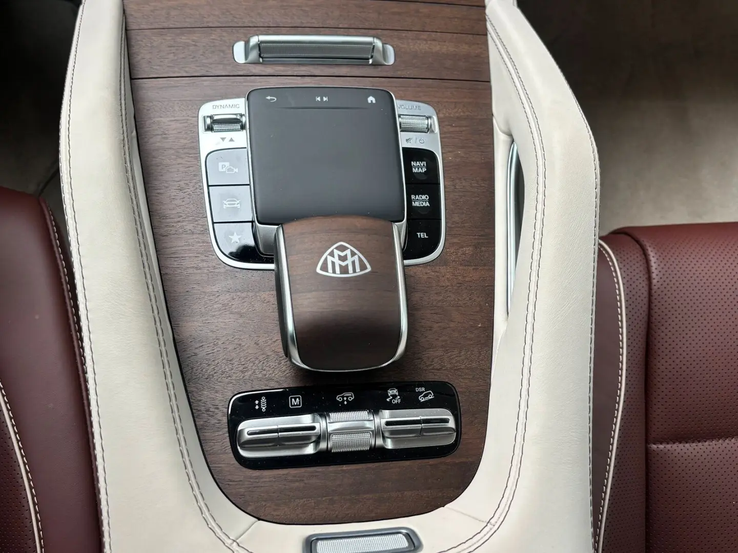 Mercedes-Maybach GLS 600 FIRST CLASS DESIGNO