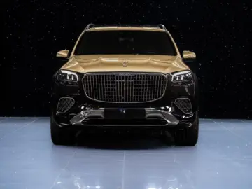 Mercedes GLS 600 Maybach Two-tone First Class FACELIFT