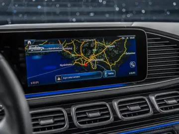 Mercedes GLS 600 Maybach Two-tone First Class FACELIFT