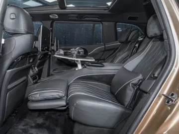 Mercedes GLS 600 Maybach Two-tone First Class FACELIFT