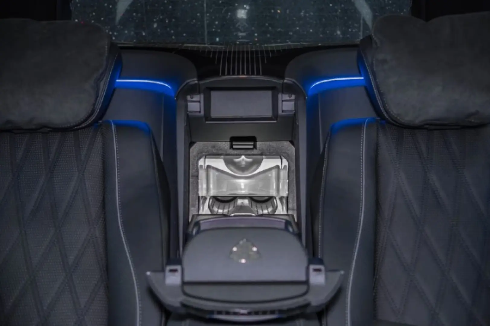 Mercedes GLS 600 Maybach Two-tone First Class FACELIFT