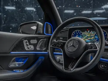 Mercedes GLS 600 Maybach Two-tone First Class FACELIFT