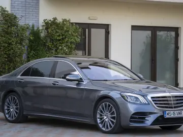 Mercedes-Benz S 560
