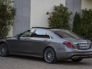 Mercedes-Benz S 560