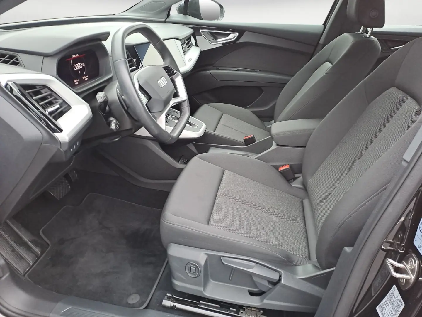 Q4 e-tron Sportback 35 S-Line Wärmepumpe Matrix