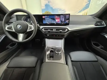 330e M Sportpaket eSitze Kamera Widescreen