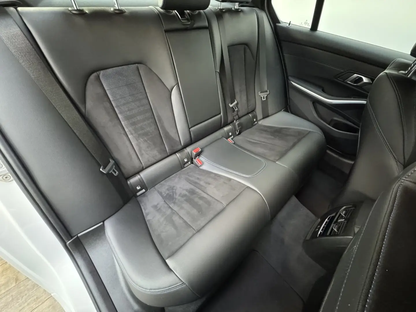 330e M Sportpaket eSitze Kamera Widescreen