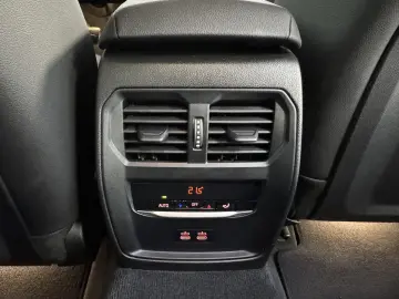 330e M Sportpaket eSitze Kamera Widescreen