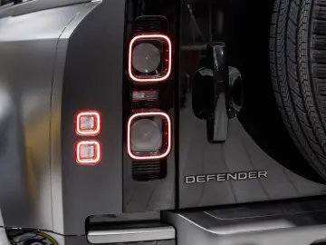 Defender 110 V8 Carpathian Edit. MATRIX MERIDIAN