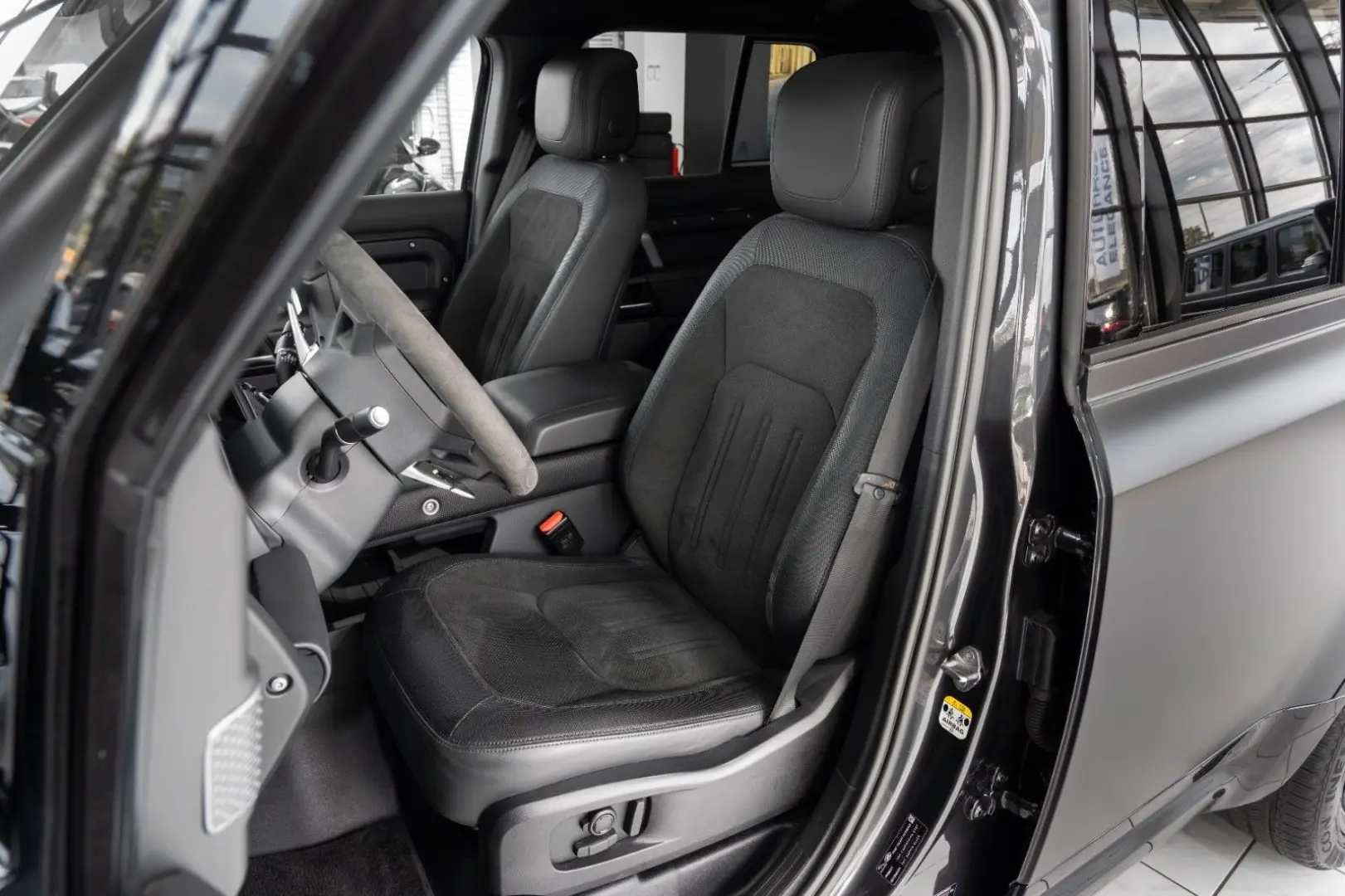 Defender 110 V8 Carpathian Edit. MATRIX MERIDIAN