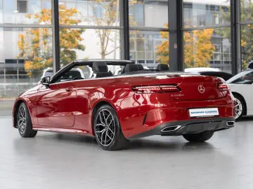 E 220 d Cabrio AMG-LINE NIGHT HEAD.UP LEDER 1.HD