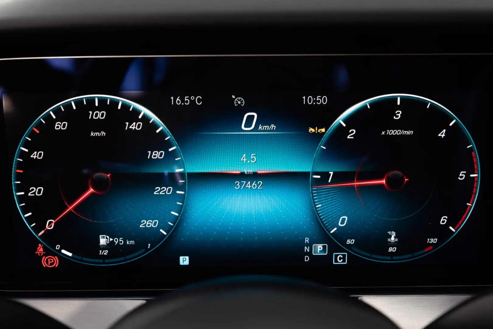 E 220 d Cabrio AMG-LINE NIGHT HEAD.UP LEDER 1.HD