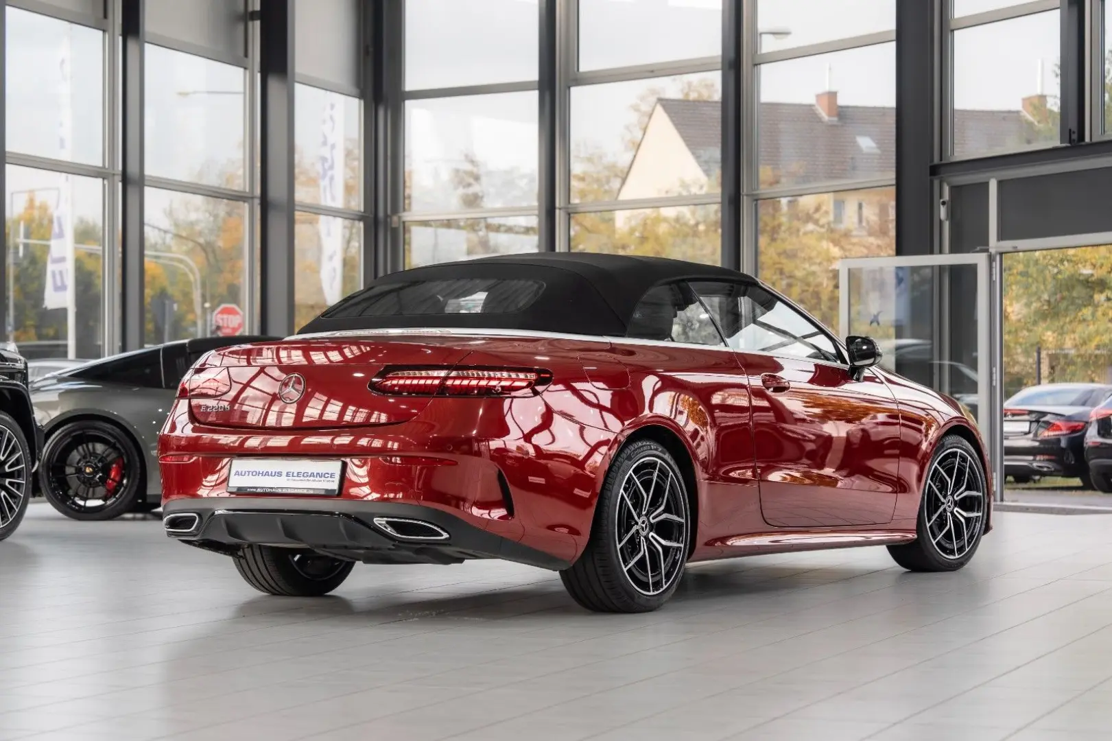 E 220 d Cabrio AMG-LINE NIGHT HEAD.UP LEDER 1.HD