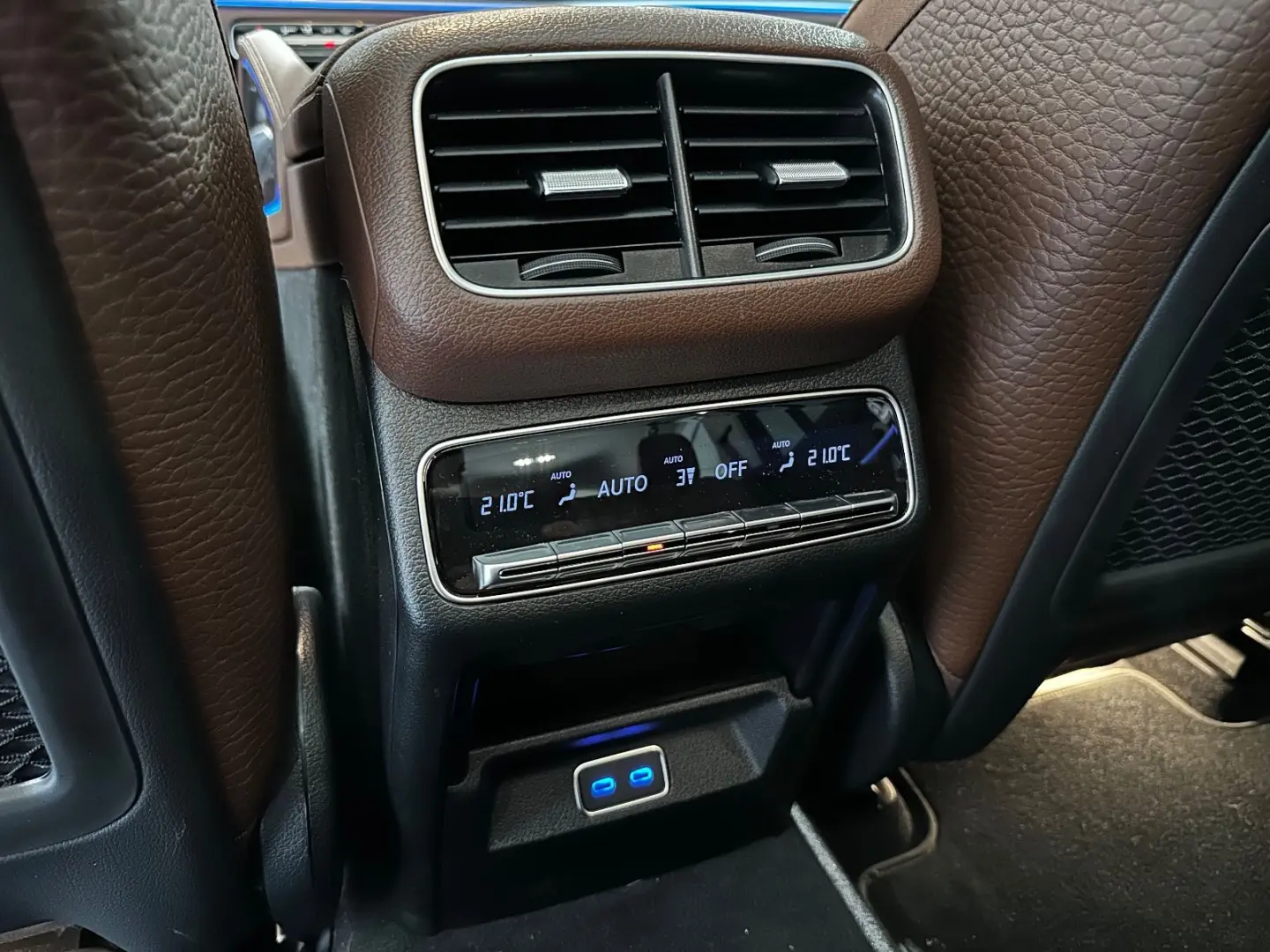 Mercedes-Benz GLS 450d 4M DESIGNO PANO MASSAGE 23