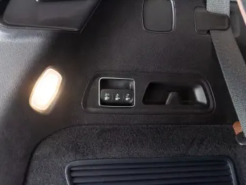 Mercedes-Benz GLS 450d 4M DESIGNO PANO MASSAGE 23