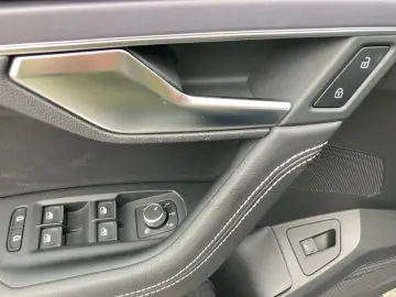 Touareg 3.0 TSI 4M R-LINE BLACK FACELIFT LM20 KA