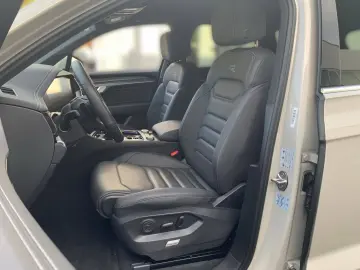 Touareg 3.0 TDI 4M R-LINE IQ.LIGHT AHK LUFT RFK