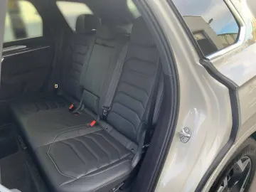 Touareg 3.0 TDI 4M R-LINE IQ.LIGHT AHK LUFT RFK