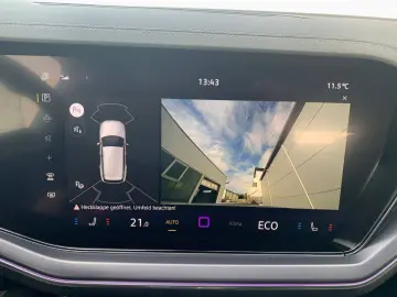 Touareg 3.0 TDI 4M R-LINE IQ.LIGHT AHK LUFT RFK