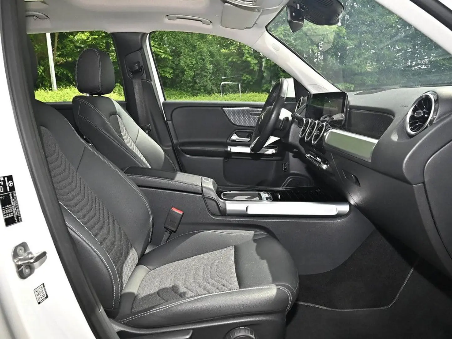 Mercedes-Benz GLB 220 4Matic Progressive Advanced LED Pano