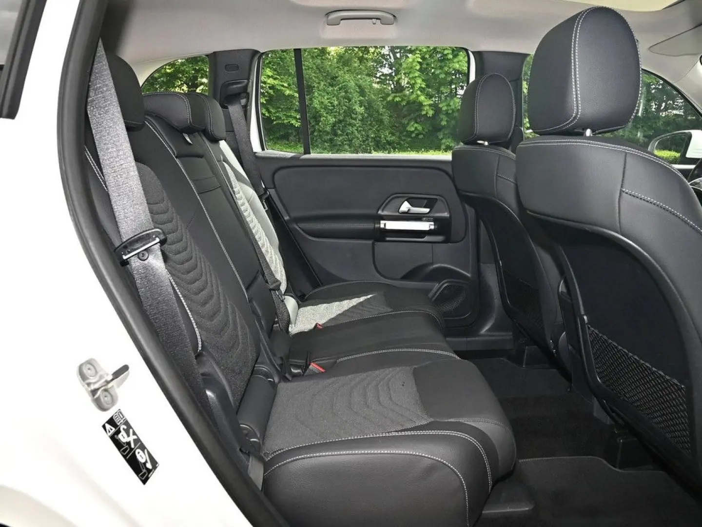 Mercedes-Benz GLB 220 4Matic Progressive Advanced LED Pano