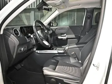 Mercedes-Benz GLB 220 4Matic Progressive Advanced LED Pano