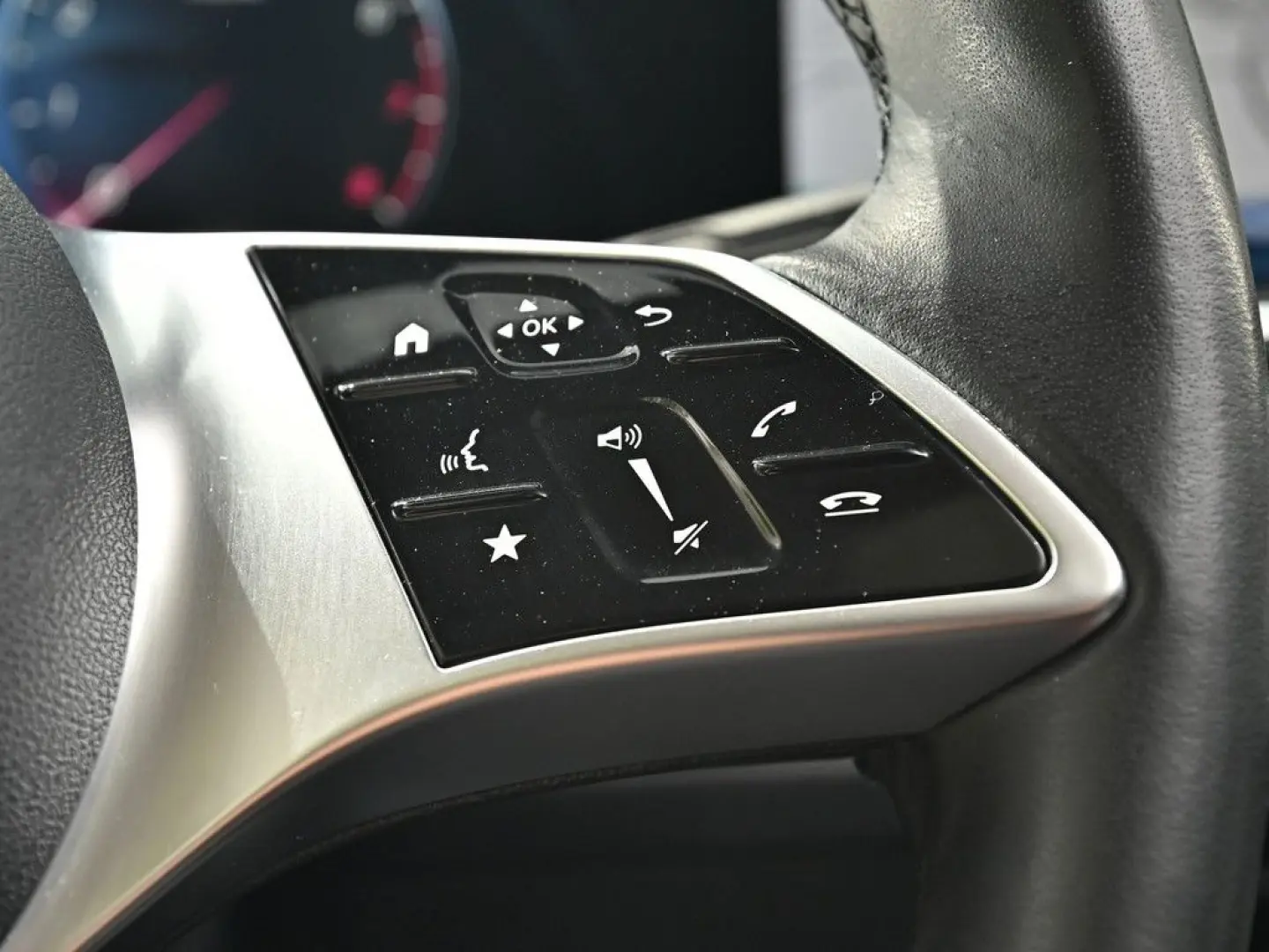 Mercedes-Benz GLB 220 4Matic Progressive Advanced LED Pano