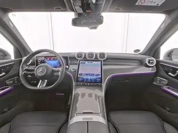 GLC 300 4M AMG PANO HUD DIGITALL AHK MEMORY 360