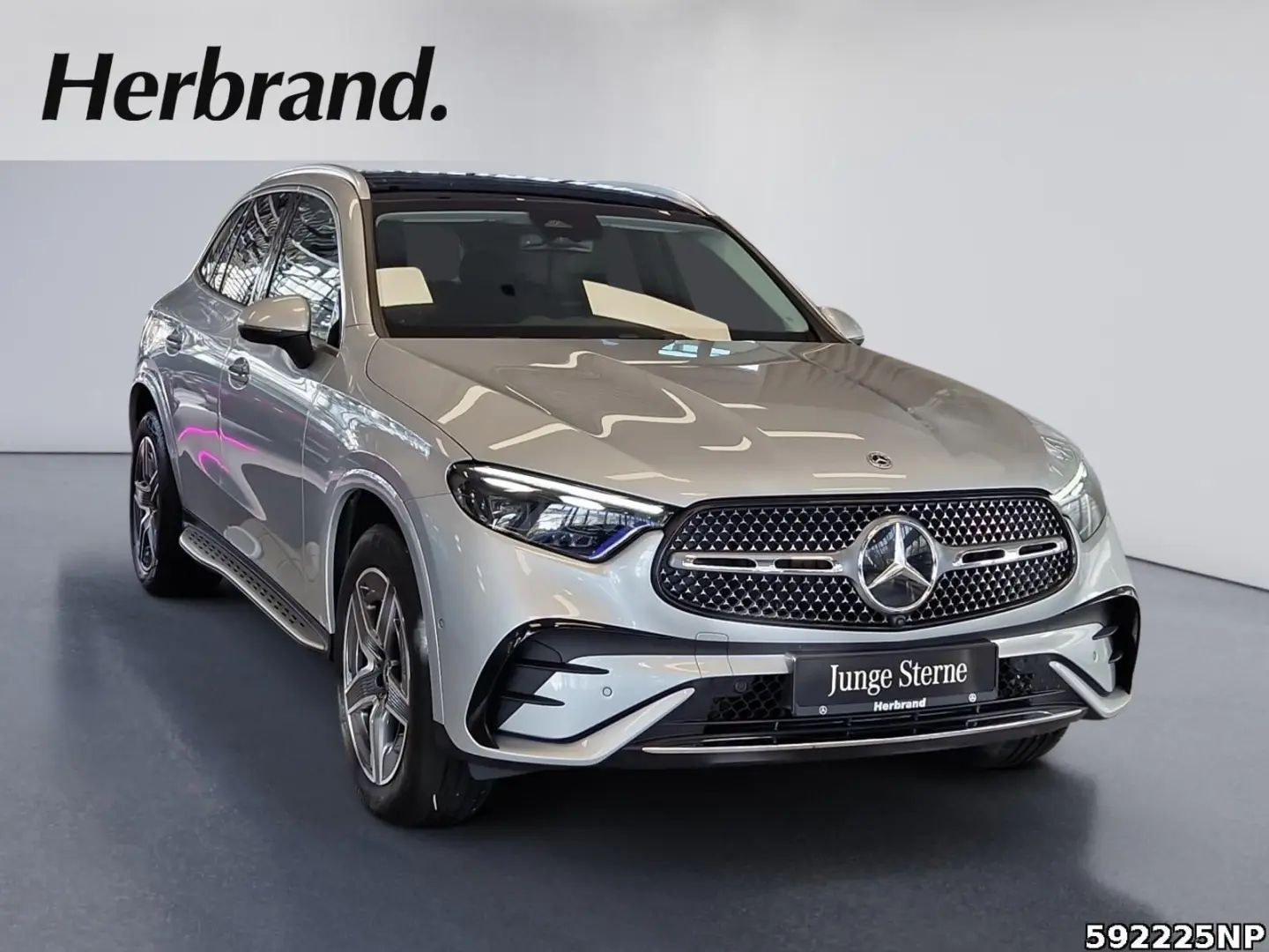 GLC 300 e 4M AMG  Pano AHK 360  HUD DigitalLight