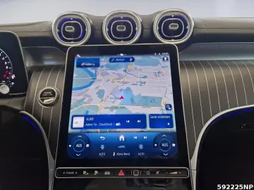 GLC 300 e 4M AMG  Pano AHK 360  HUD DigitalLight