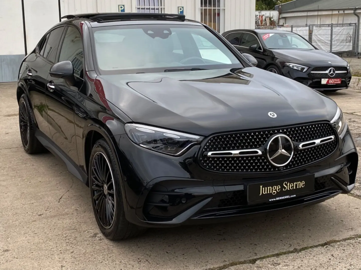 GLC300d AMG Coupe 4M_Massage_Digital_HuD_360_Key