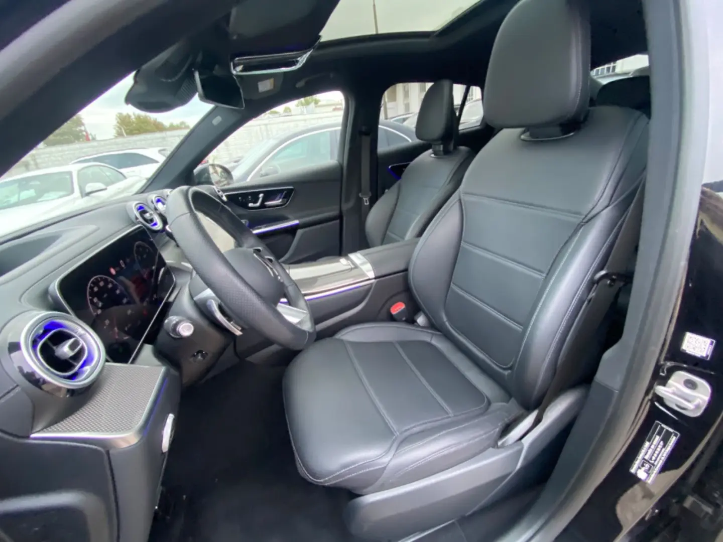 GLC300d AMG Coupe 4M_Massage_Digital_HuD_360_Key