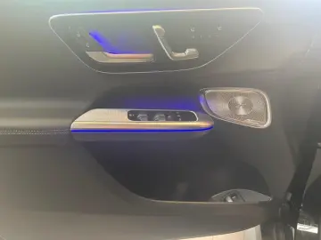 GLC 300 e 4M Coupe AMG PANO AHK AIRMATIC HUD